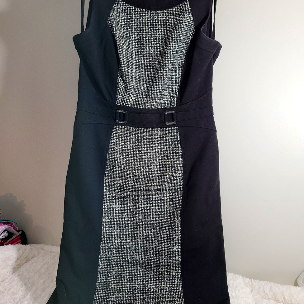WHBM - Black and white, fitted, knit, professional dress. Size 6